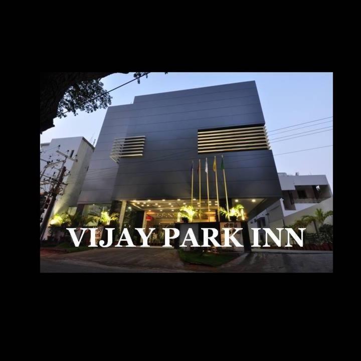 Hotel Vijay Parkinn, Gandhipuram, Coimbatore Exteriör bild
